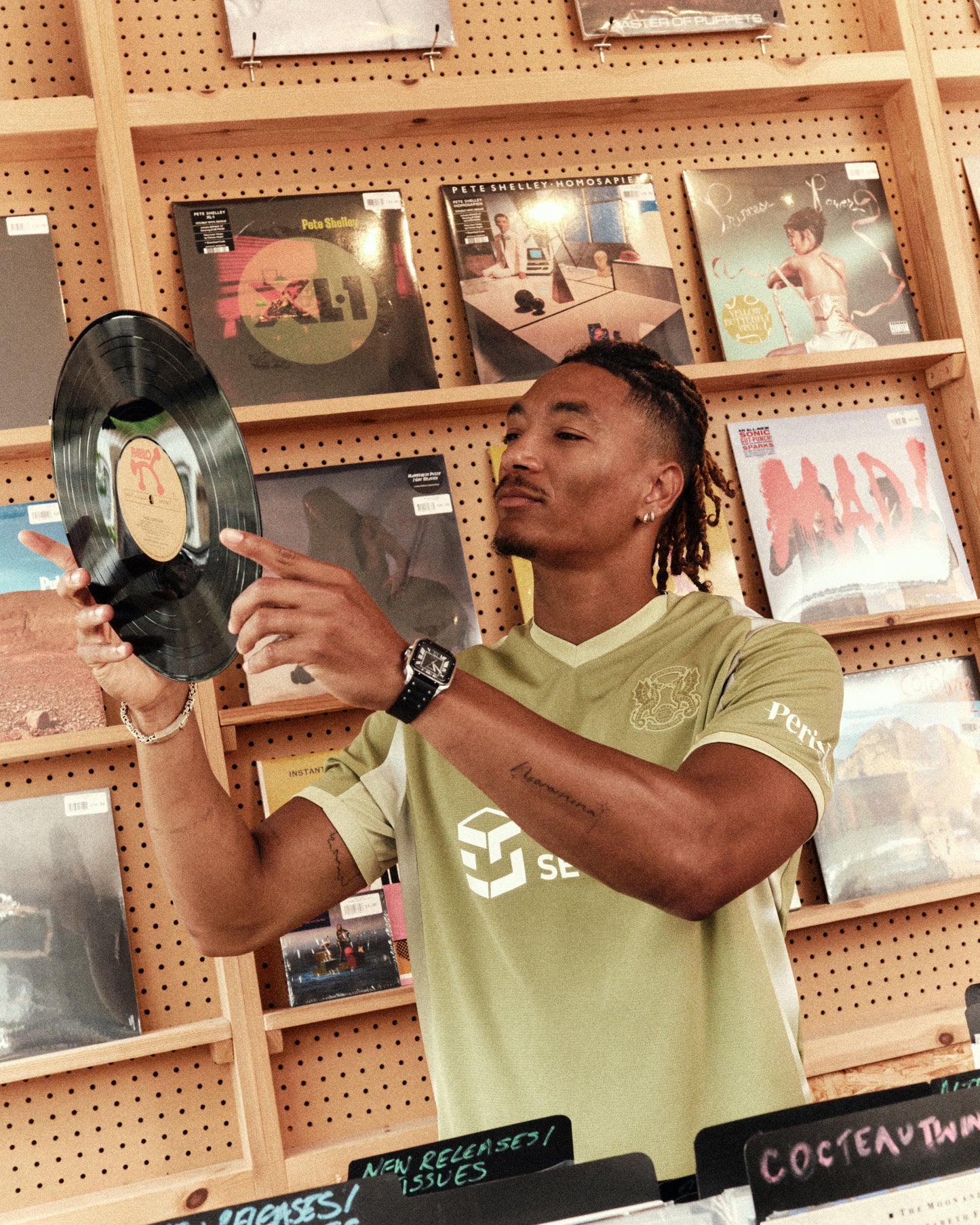 Away Replica Jersey 25/26