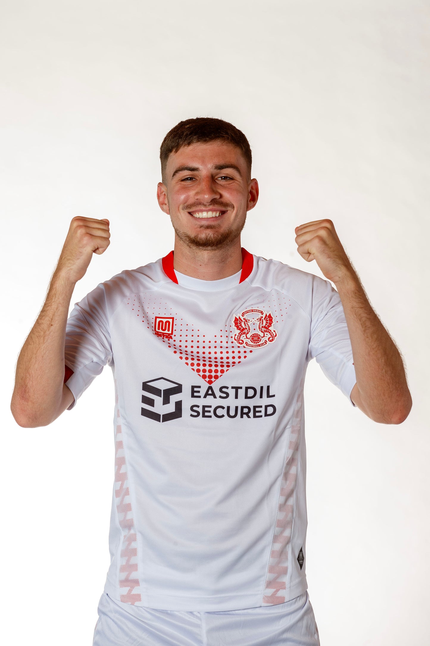 Away Replica Jersey 26/27