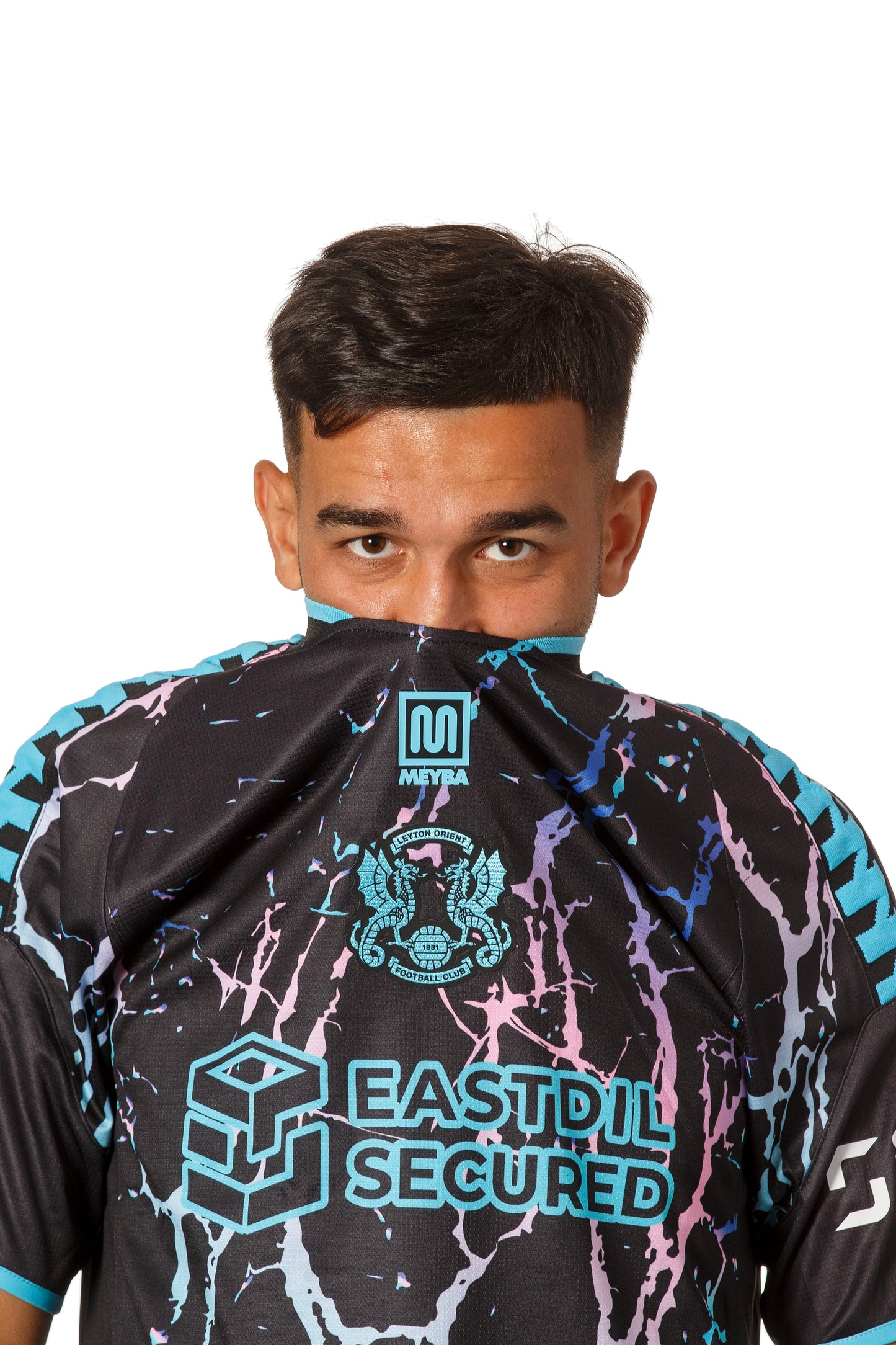 Third Replica Jersey 26/27